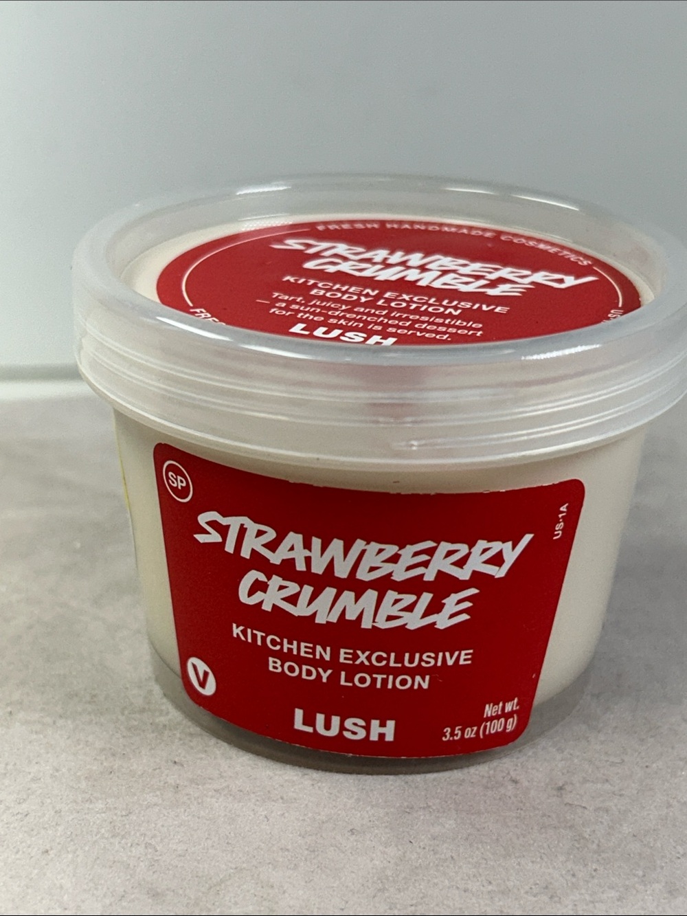 Lush Strawberry Crumble Body Lotion